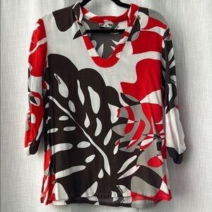 Manuhealii Red Graphic 3/4 Sleeve Blouse